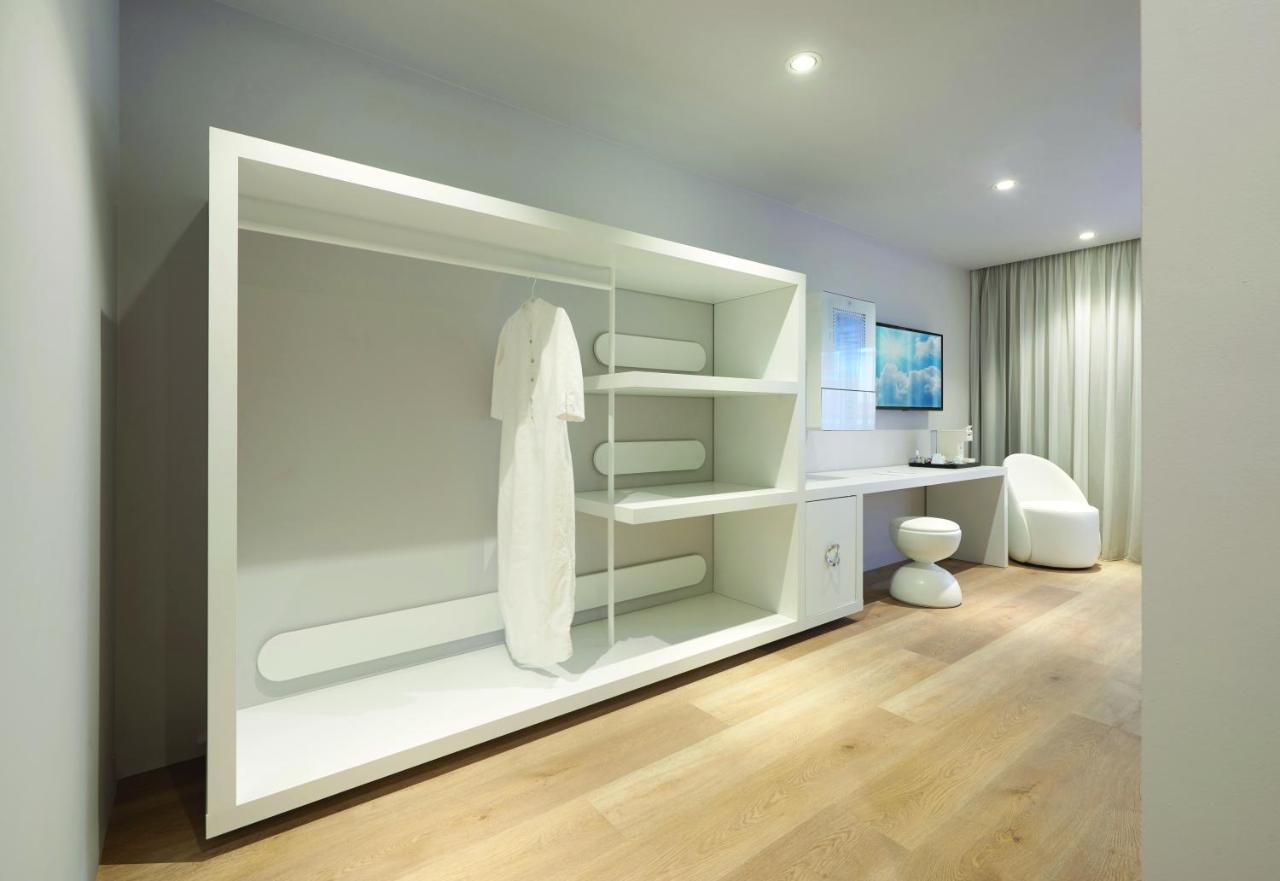Youme Design Place Hotel Триест Экстерьер фото