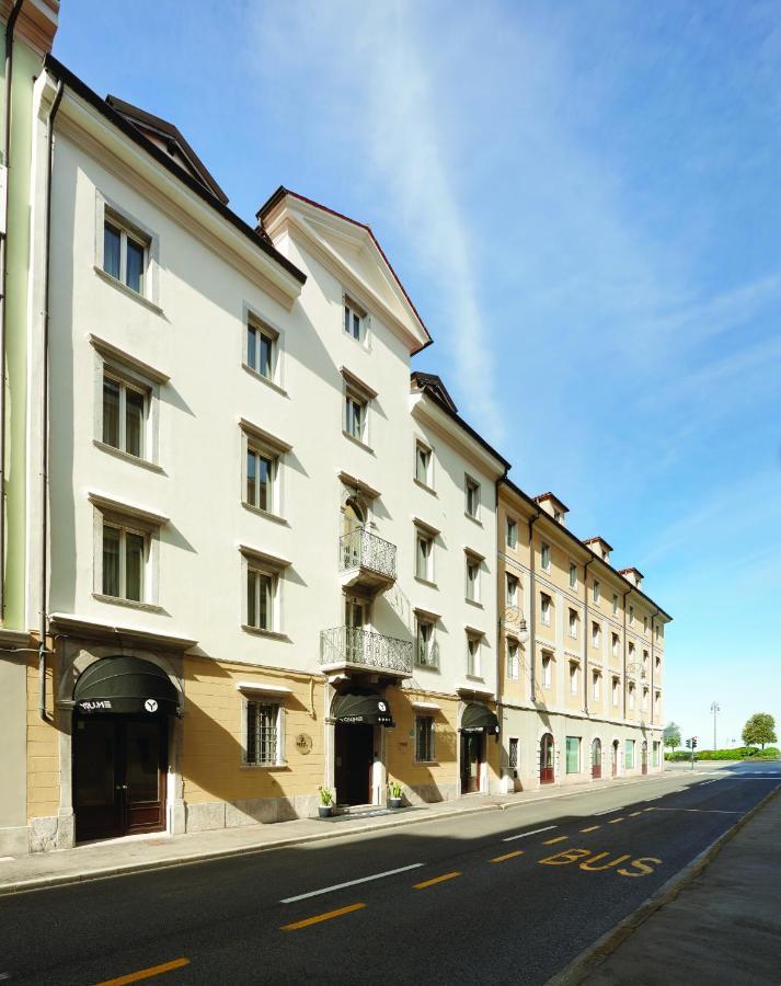 Youme Design Place Hotel Триест Экстерьер фото