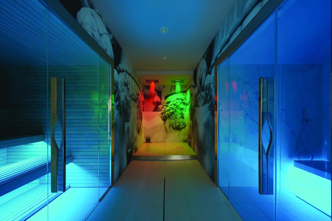 Youme Design Place Hotel Триест Экстерьер фото